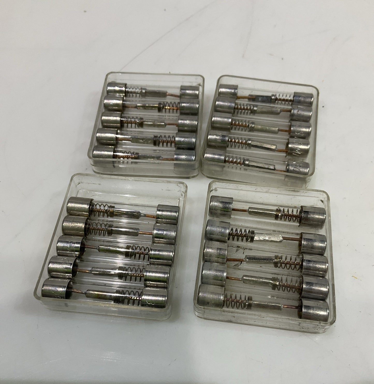 BUSSMANN MDL30  30AMP  TIME DELAY GLASS TUBE FUSE LOT OF 20 Z2M