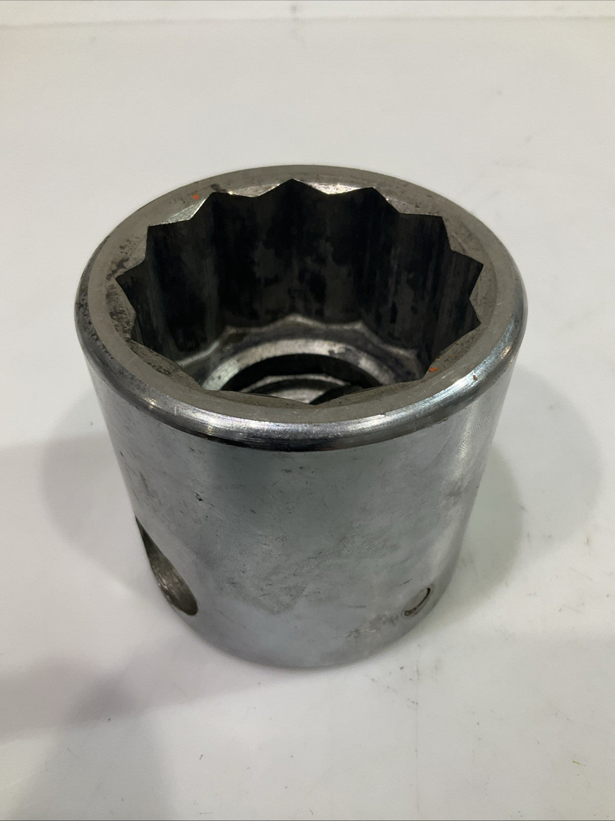 ARMSTRONG X-1270  DRIVE  2  3/16  ARMALOY  STANDARD  SOCKET  Y2M