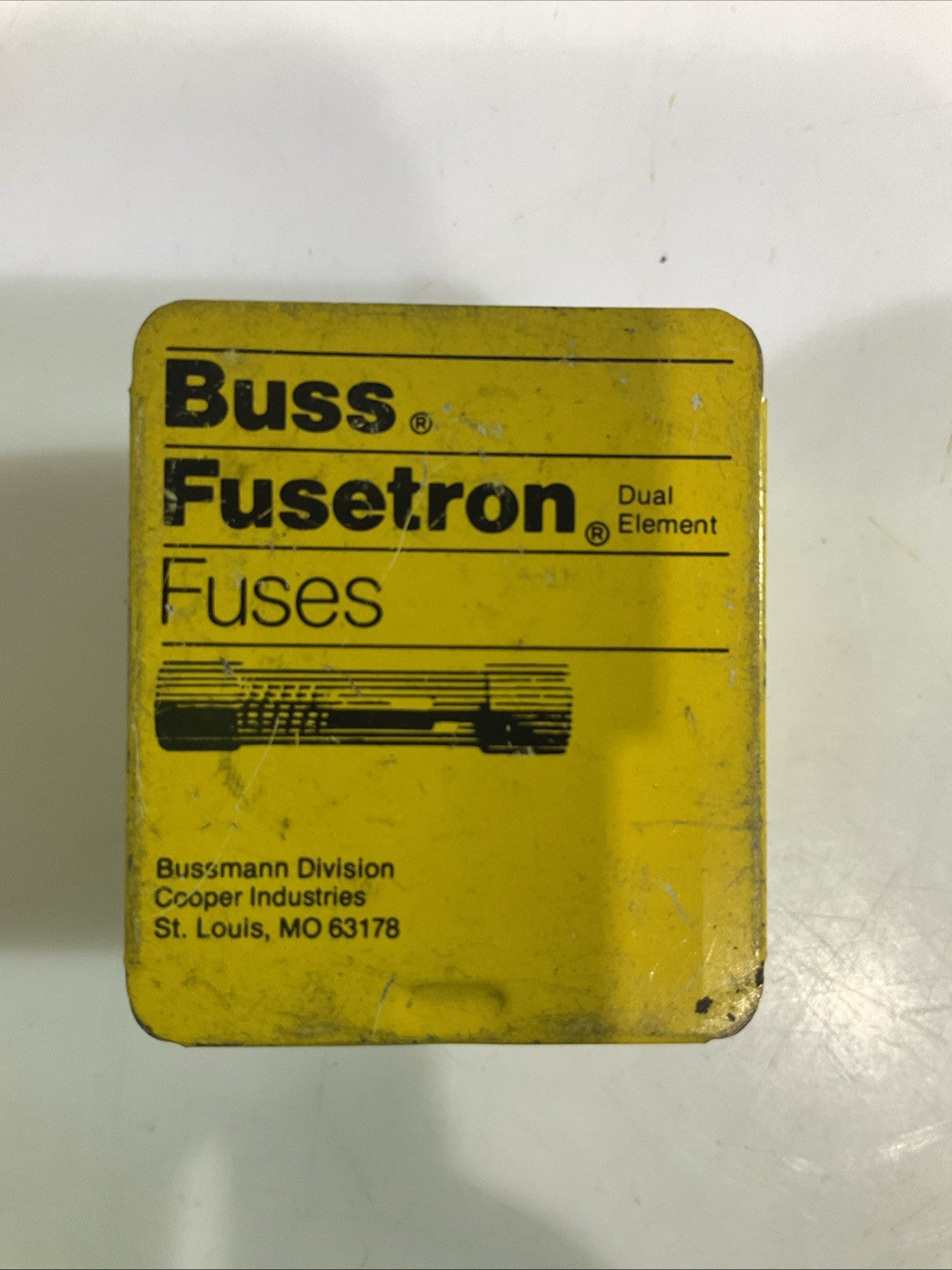 BUSSMANN MDL30  30AMP  TIME DELAY GLASS TUBE FUSE LOT OF 20 Z2M