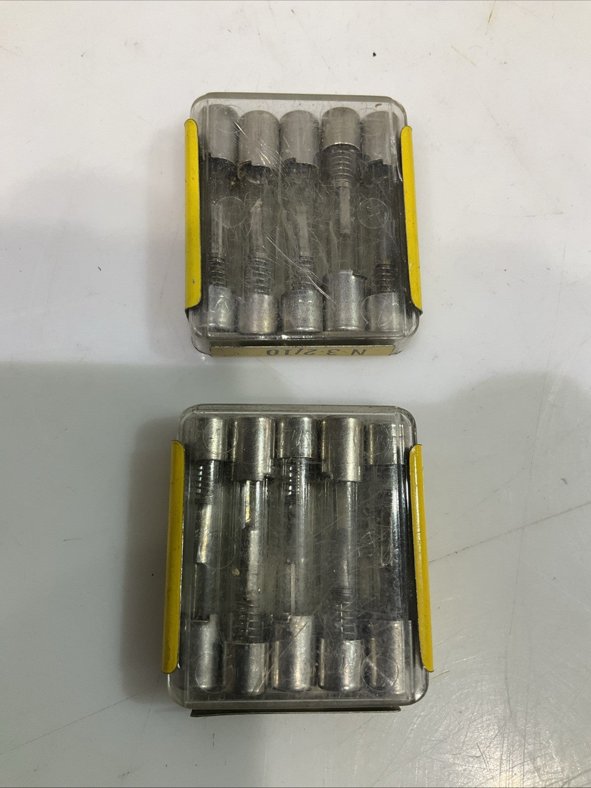 BUSSFUSETRON  N3.2/10  TIME DELAY  CYLINDRICAL  FUSE  LOT OF 10 Z2M