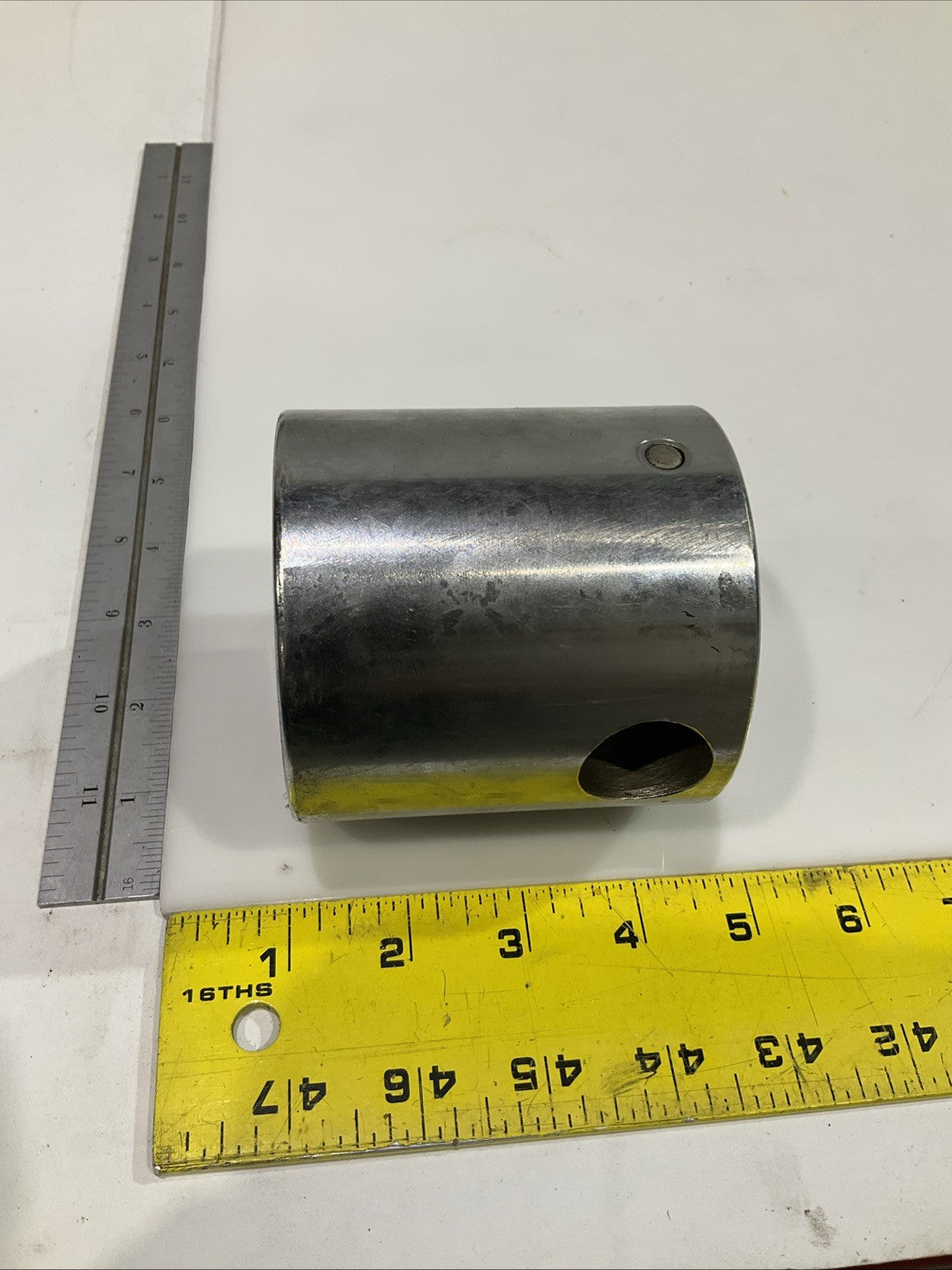 ARMSTRONG X-1276  DRIVE  2  3/8  ARMALOY  STANDARD SOCKET  Y2M