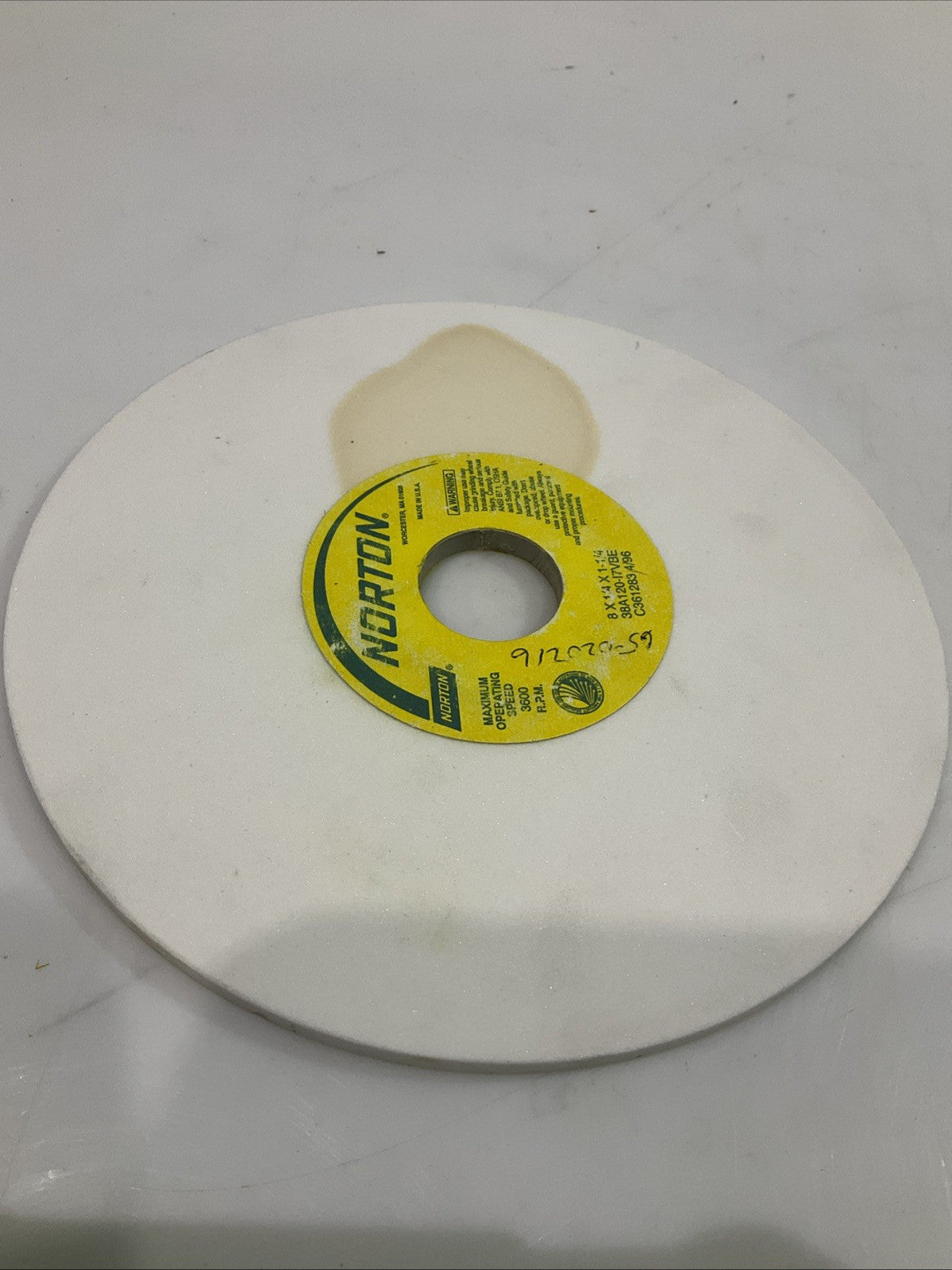NORTON  38A120-17VBE  8X1/4X1-1/4 GRINDING  WHEEL  3600RPM Y2M