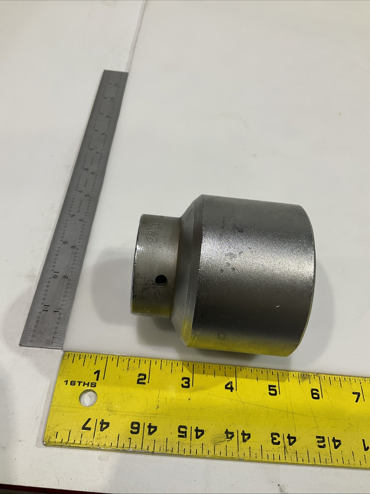 NBM CO  2-9/16  12POINT SOCKET  Y2M