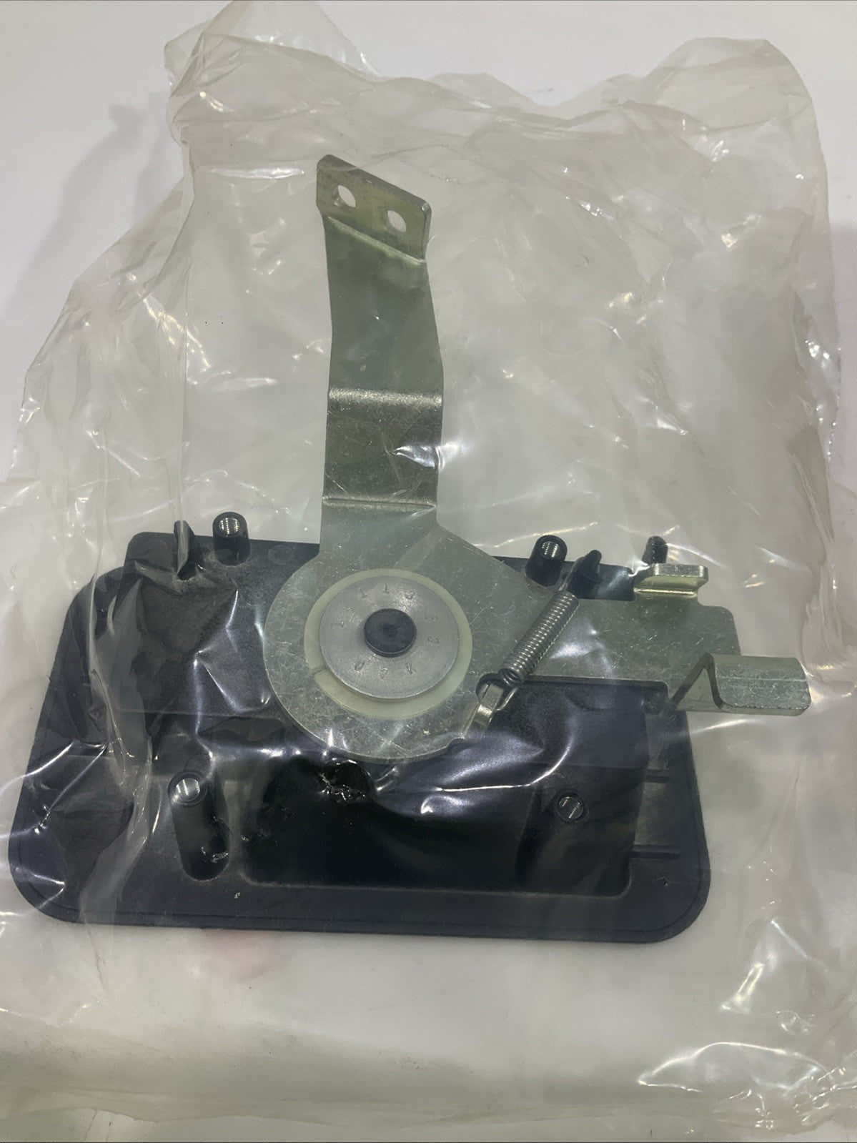 CAT-CATERPILLAR  111-1353  OEM  STEEL  LATCH DOOR  HANDLE Y2M