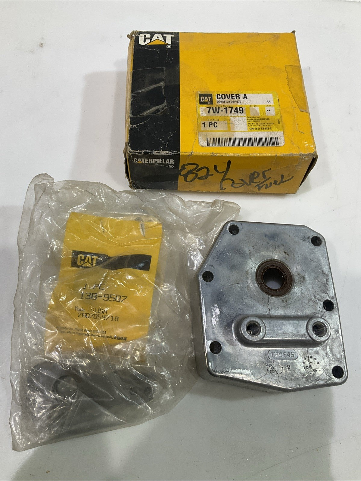 CAT-CATERPILLAR  7W-1749   COVER  A Y2M