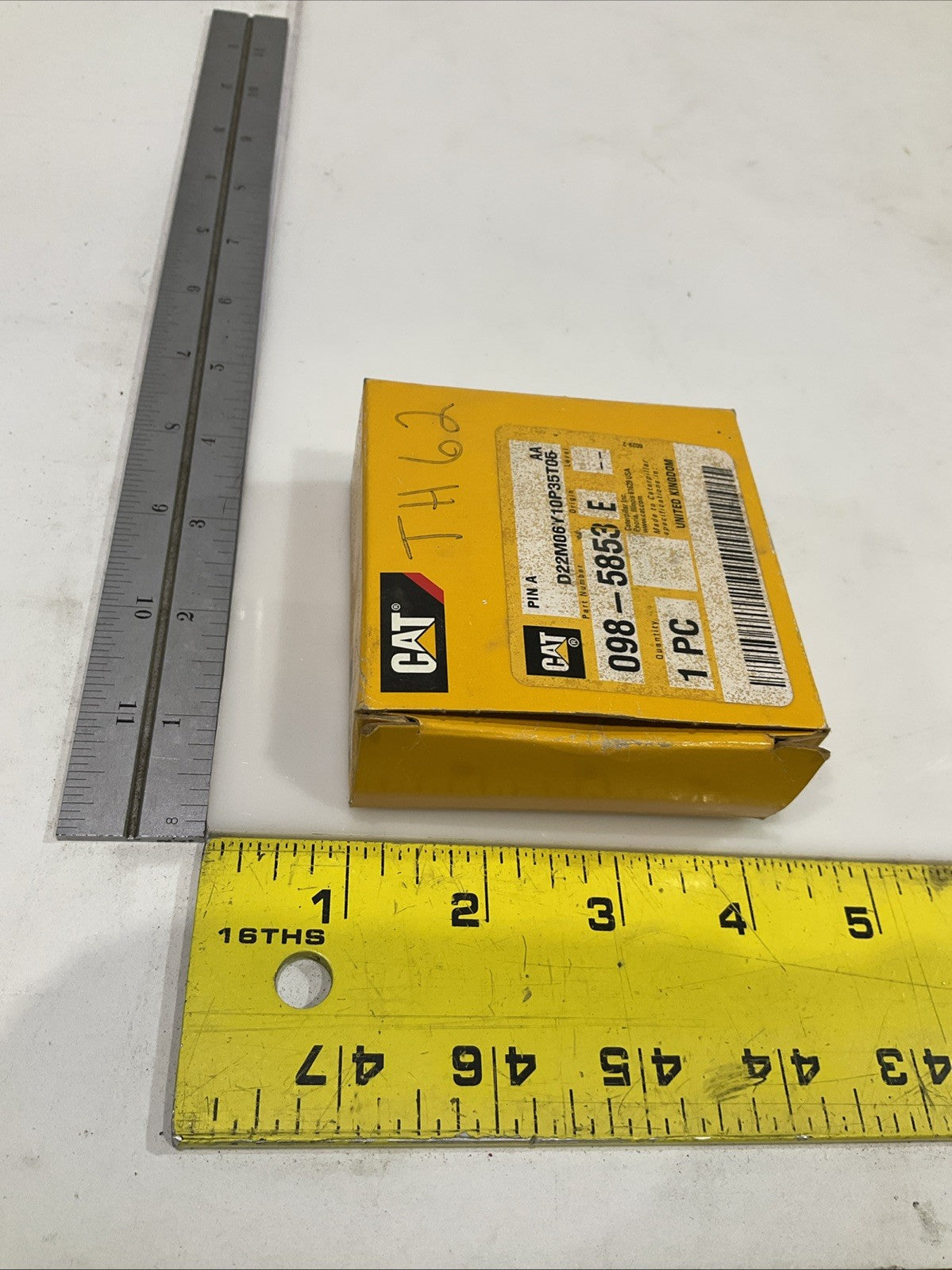 CAT- CATERPILLAR  098-5853 E  PIN  A  Y2M