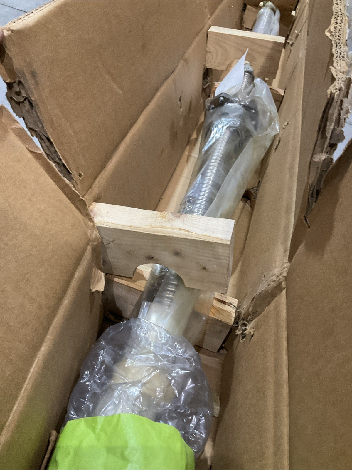 BALL SCREW NH-7195  TR0315 1268-0446