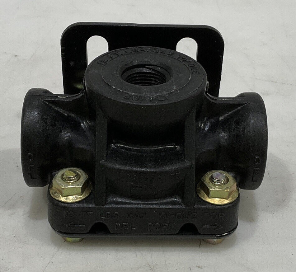 INTERNATIONAL 473794C91 BENDIX STYLE QUICK RELEASE VALVE 476