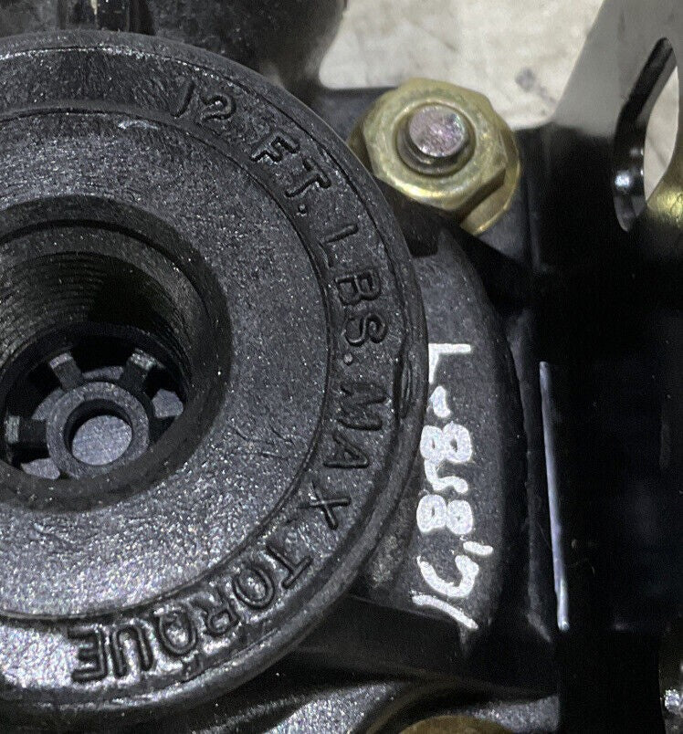 INTERNATIONAL 473794C91 BENDIX STYLE QUICK RELEASE VALVE 476