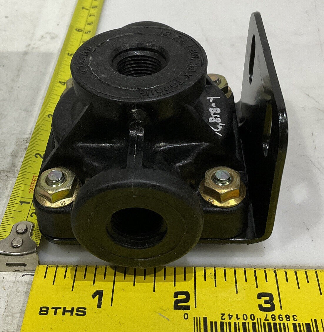 INTERNATIONAL 473794C91 BENDIX STYLE QUICK RELEASE VALVE 476