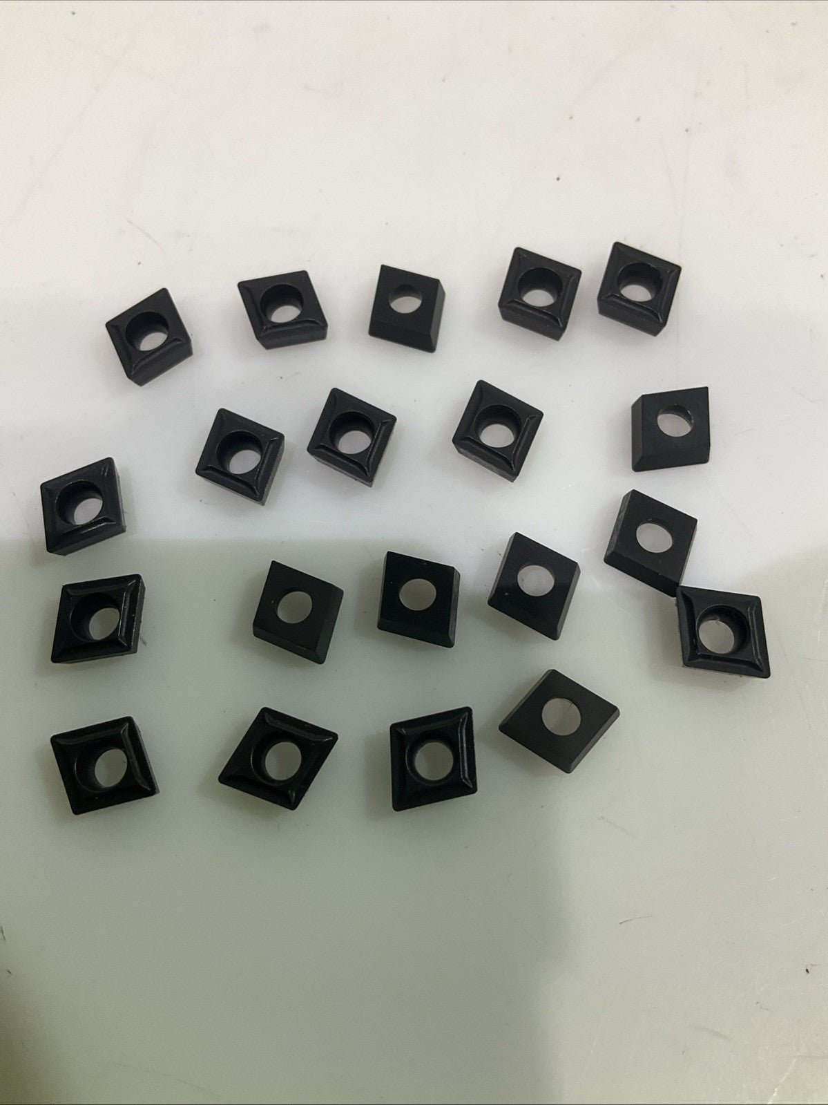 KENNAMETAL  CPMT2151LF  KC935 CARBIDE INSERT  LOT OF 20 Y2M
