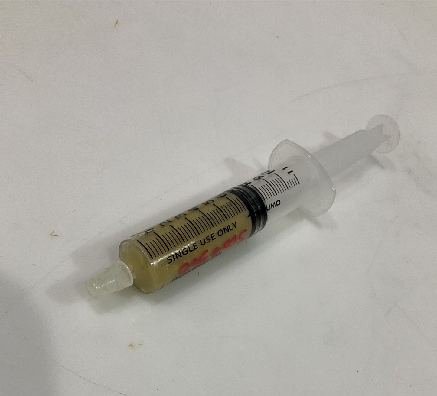 GESSWEIN 216-2100 YELLOW 6 GRAMS OIL SOLUTION DIAMOND COMPOUND STANDARD QTY2 Y2M