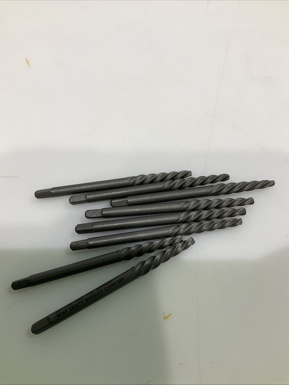 UNIONBUTTERFIEL 3210001 1800N1 SIZE#1 5/64 PRECISION SCREW EXTRACTOR  QTY 8 Y2M
