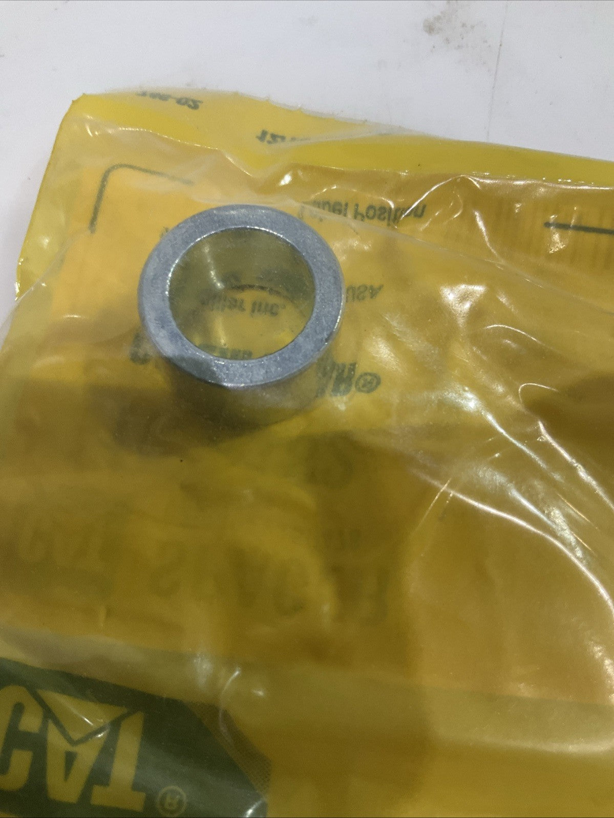 CAT-CATERPILLAR  1B-6182  SPACER  Y2M