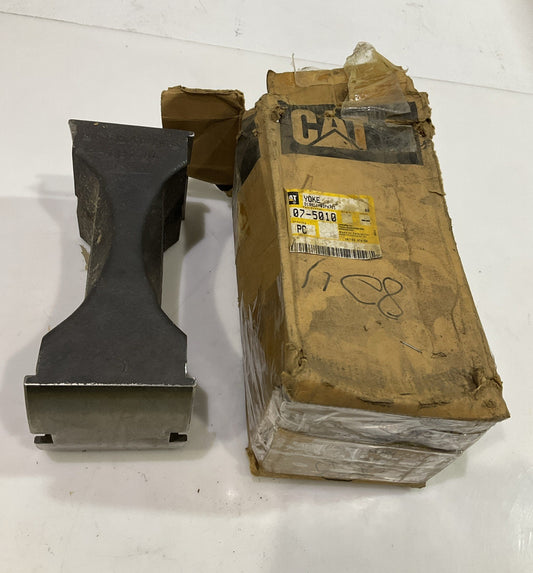 CAT-CATERPILLAR   107-5010  DRIVE  SHAFT COUPLING  YOKE   Y2M