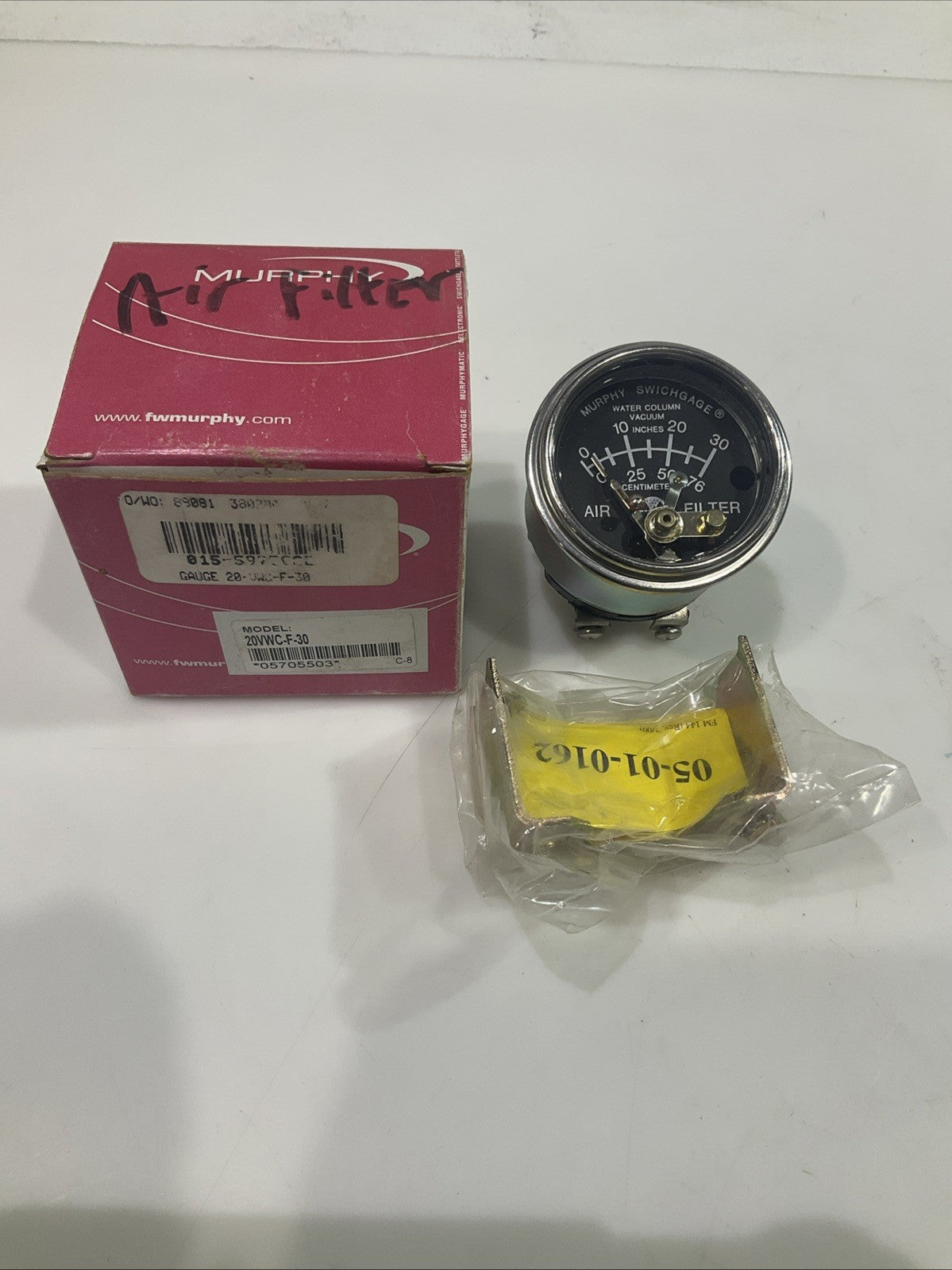 MURPHY   20VWC-F-30   VACUUM  SWICHGAGE GAUGE 20V  Y2M