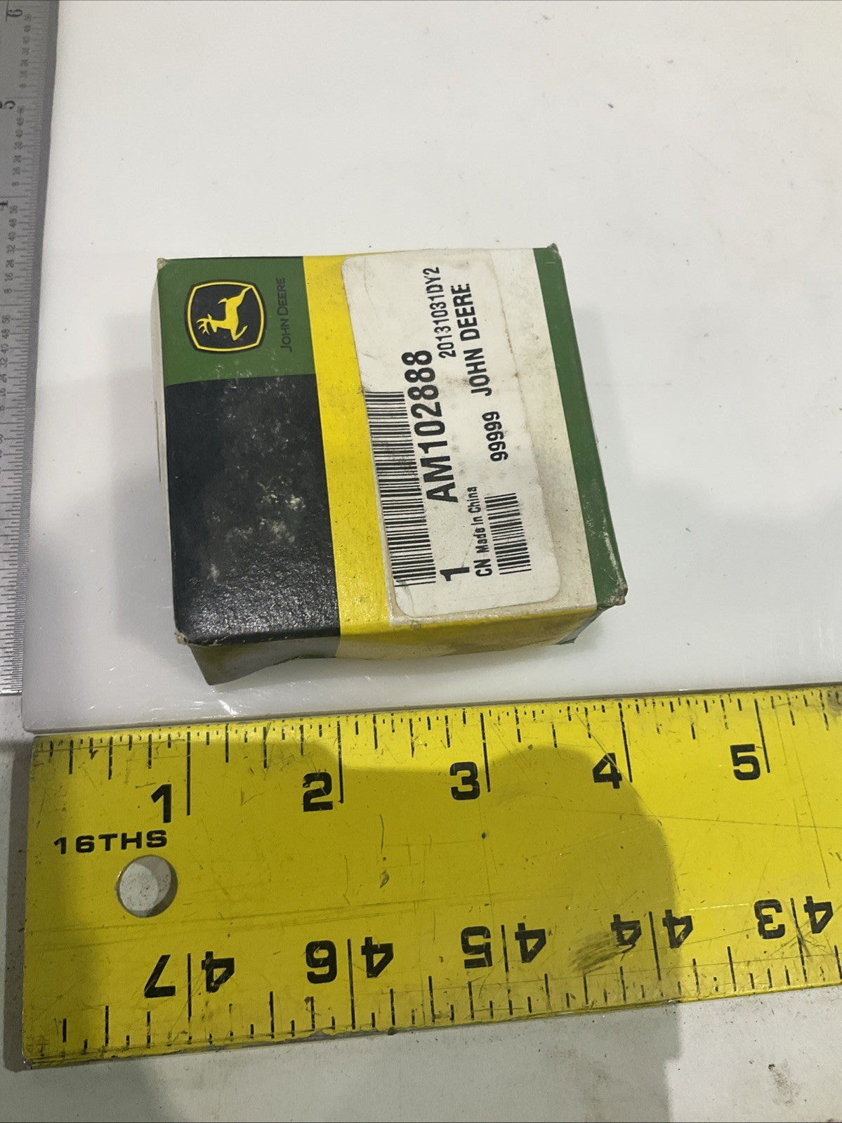 JOHN DEERE  AM102888  SINGLE  ROW CYLINDRICAL  BALL  BEARING  LOT OF 5  Y2M