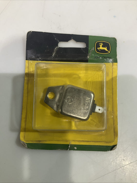 JOHN DEERE  M119146  EQUIPMENT  EQUIPMENT IGNITOR  Y2M