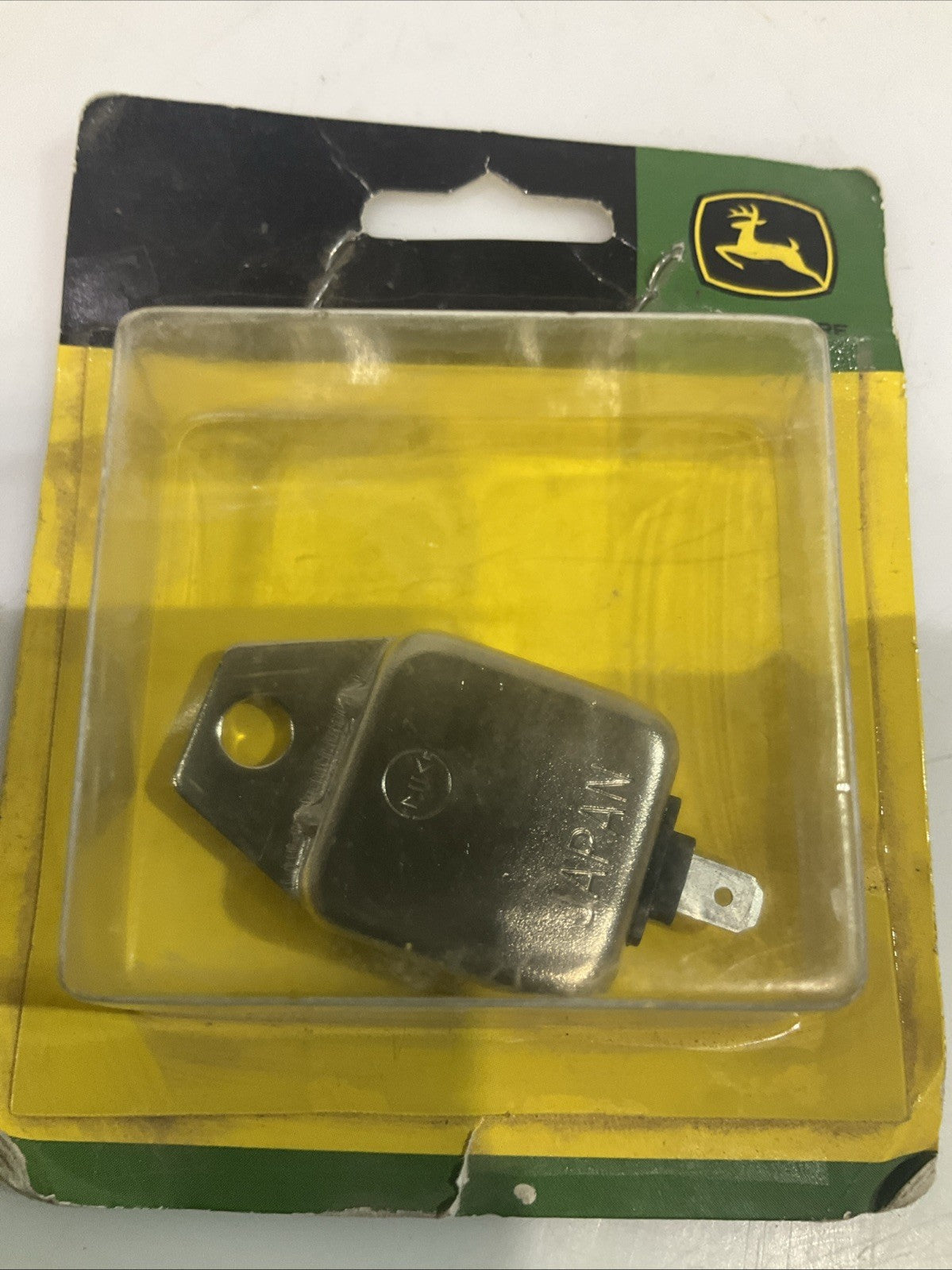 JOHN DEERE  M119146  EQUIPMENT  EQUIPMENT IGNITOR  Y2M
