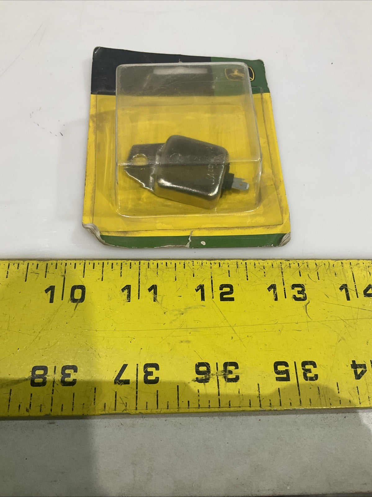 JOHN DEERE  M119146  EQUIPMENT  EQUIPMENT IGNITOR  Y2M
