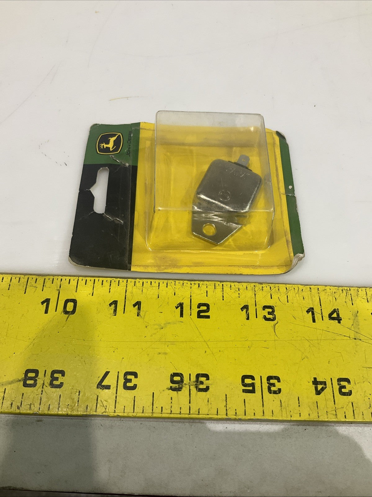 JOHN DEERE  M119146  EQUIPMENT  EQUIPMENT IGNITOR  Y2M