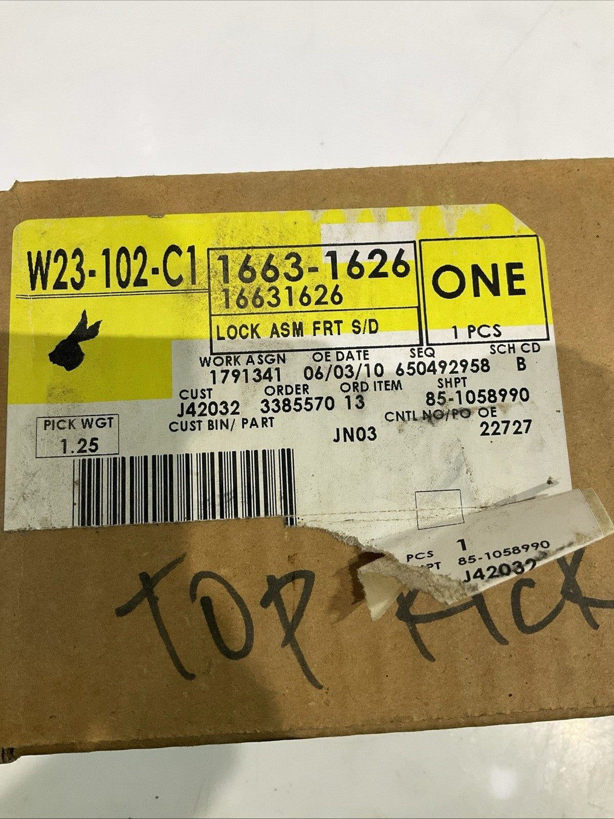 GM-GENUINE 1663-1626 FRONT RIGHT SIDE DOOR LOCK LATCH  ASSEMBLY  Y2M