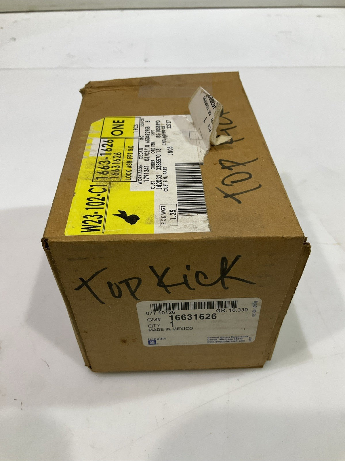 GM-GENUINE 1663-1626 FRONT RIGHT SIDE DOOR LOCK LATCH  ASSEMBLY  Y2M