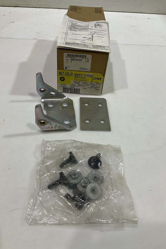 GM GENERAL  MOTOR 88979795  DOOR HINGES  REPLACEMENT FRONT DRIVER  LEFT SIDE Y2M