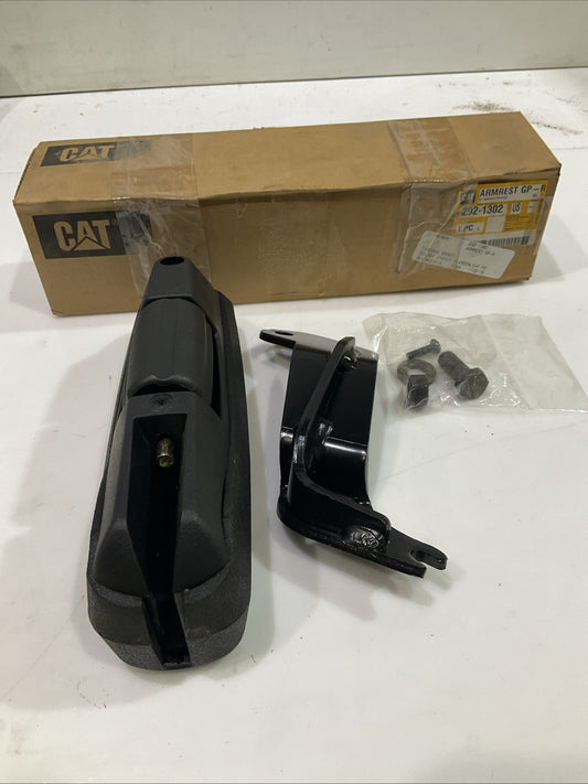 CAT- CATERPILLAR  292-1302  ARMRESTS ASSEMBLY RH  Y2M