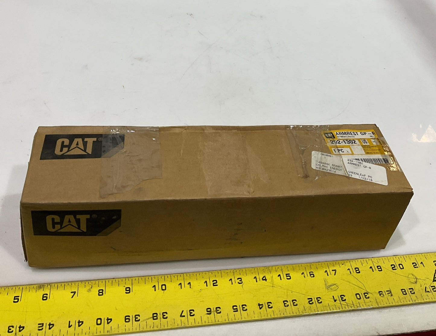 CAT- CATERPILLAR  292-1302  ARMRESTS ASSEMBLY RH  Y2M