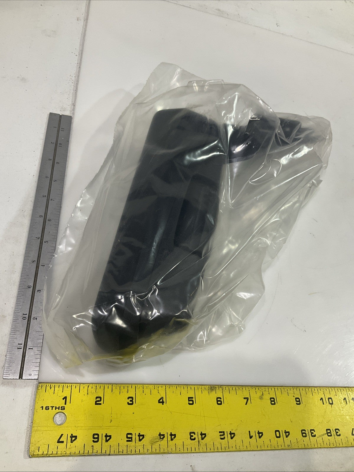 CAT-CATERPILLAR  292-1301  ARMREST  ASSEMBLY LH  Y2M