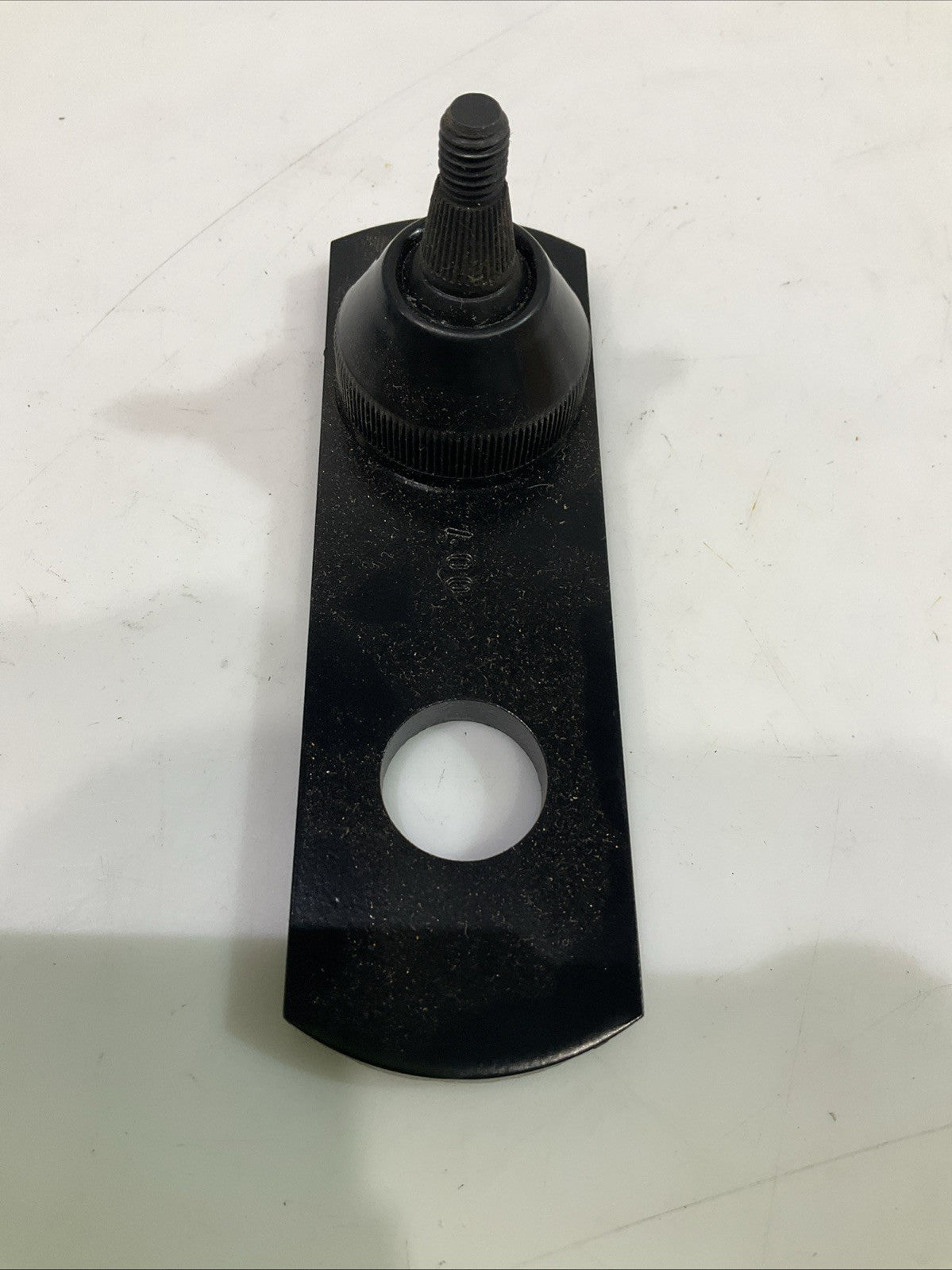 CAT - CATERPILLAR  101-0742  WINDSHIELD  WIPER PIVOT  Y2M