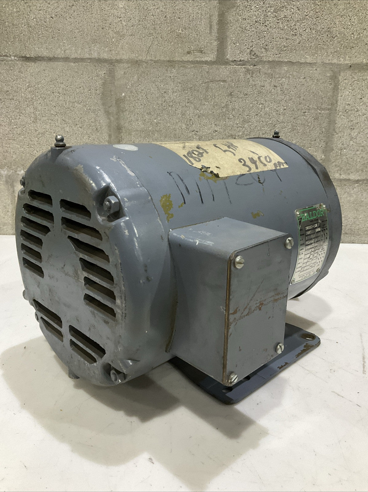 BALDOR 36B01-106 3212T INDUSTRIAL MOTOR 5 HP 230/460 V 3450 RPM 3 PH 12/6 AMP