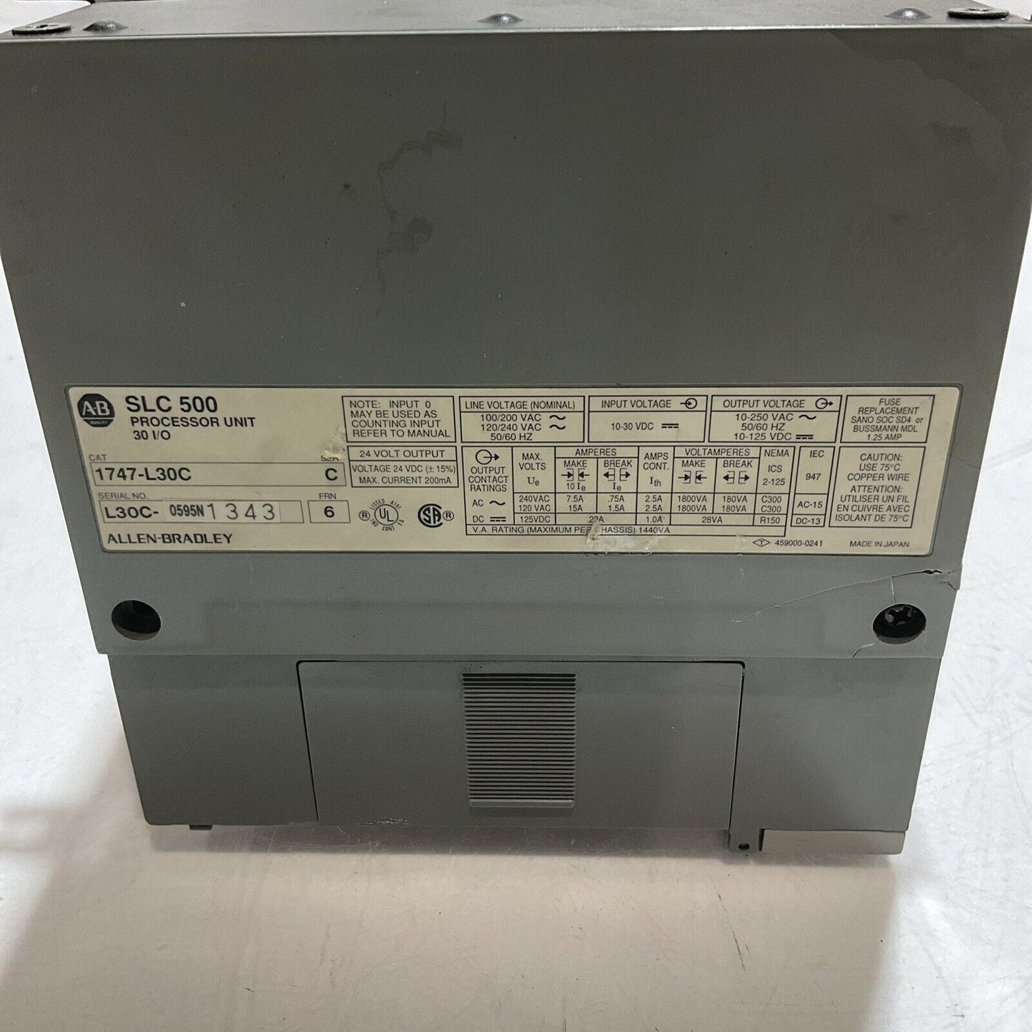 A-B  ALLEN-BRADLEY 1747-L30C SLC500  PROGRAMMABLE CONTROLLER U3S