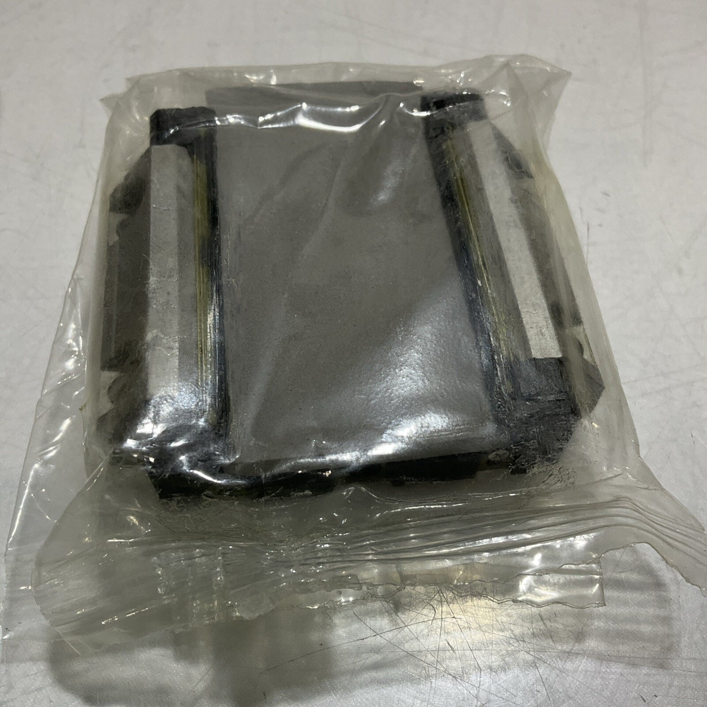THK SHW-21CA SHW21CA1SSC1 LINEAR BEARING BLOCK LOT OF 6  U3S