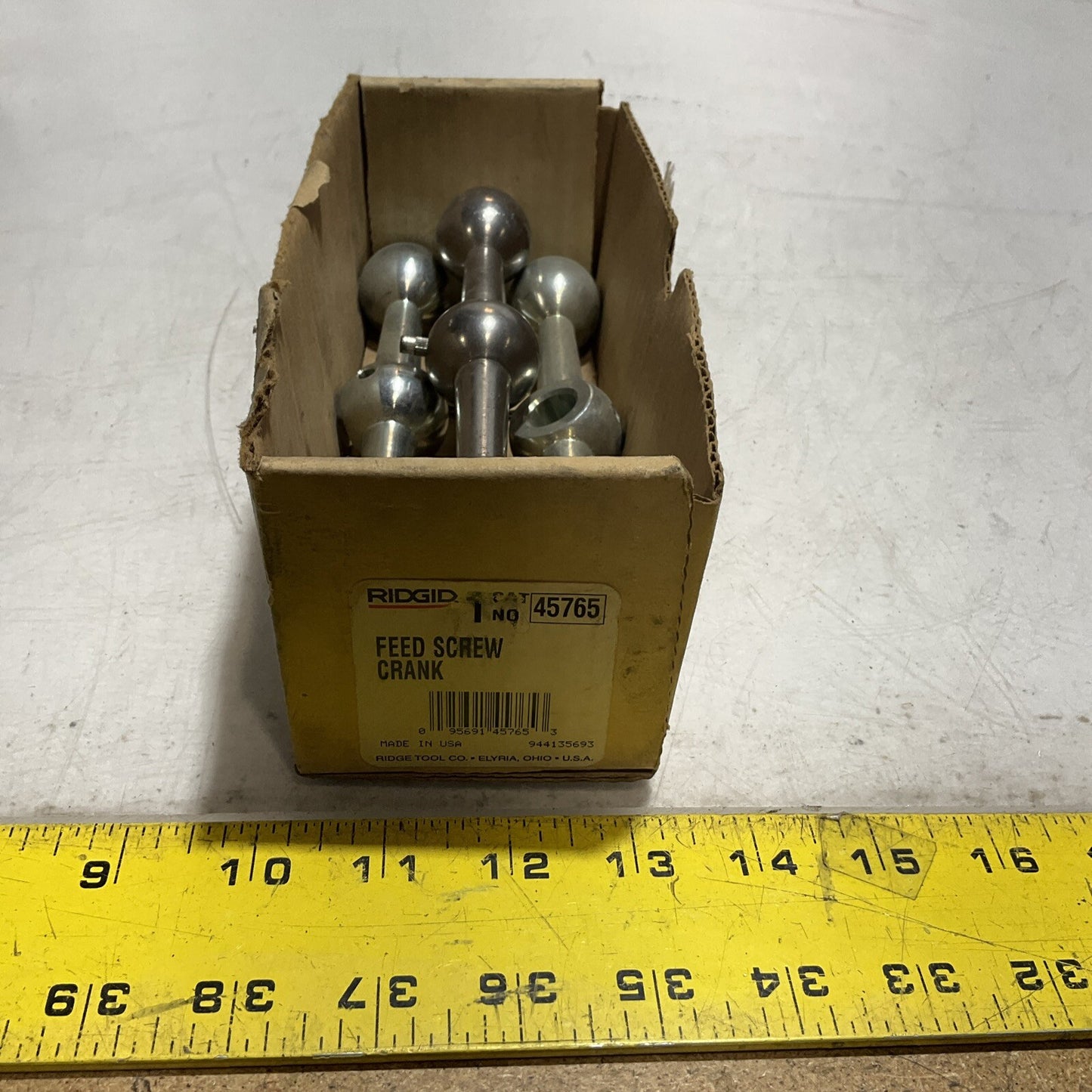 RIDGID 45765  FEED SWCREW CRANK  820 LOT OF  3 U3S