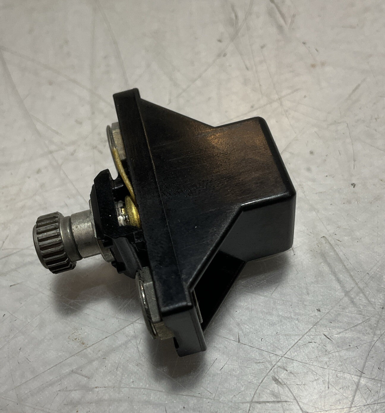 ALLEN-BRADLEY  W22  THERMAL OVERLOAD HEATER ELEMENT DD  LOT OF 4 U3S