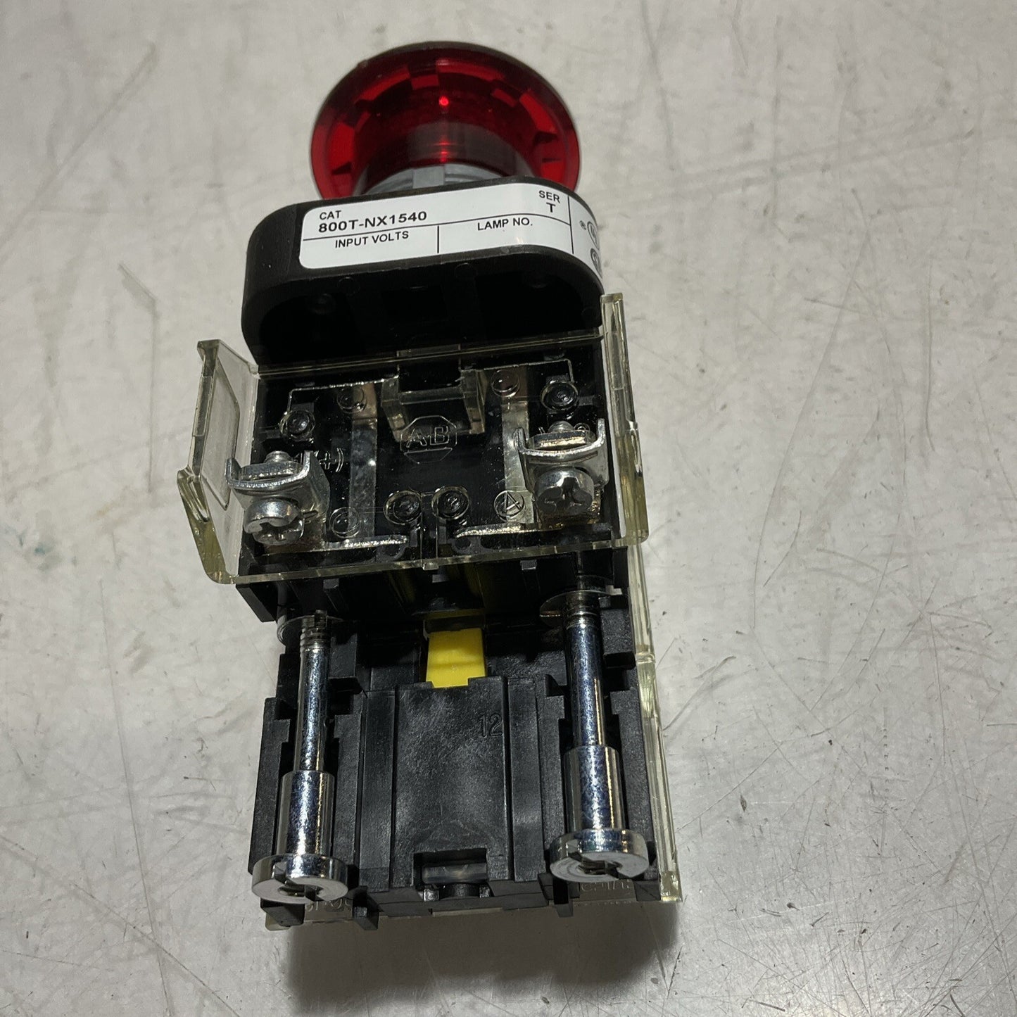 A-B ALLEN-BRADLEY 800T-NX1540 ILLUMINATED EMERGENCY PUSH STOP BUTTON  U3S