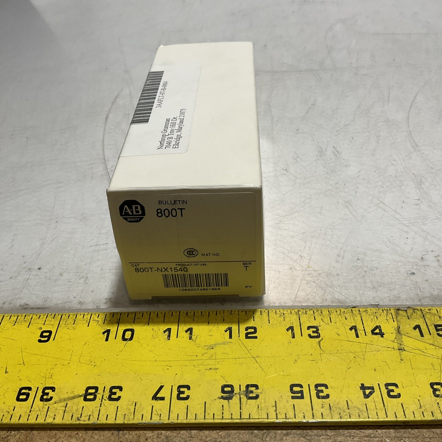 A-B ALLEN-BRADLEY 800T-NX1540 ILLUMINATED EMERGENCY PUSH STOP BUTTON  U3S