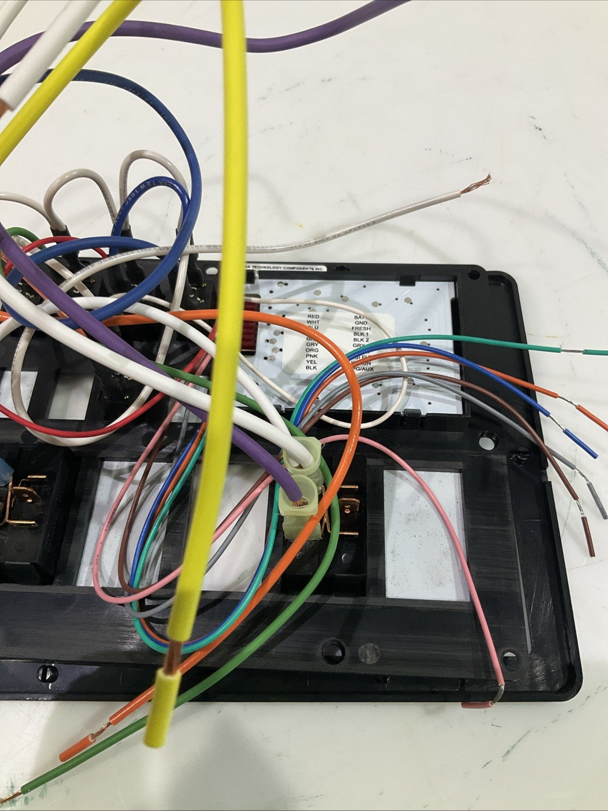 AMERICAN  TECHNOLOGY  COMPONENTS RV AT-MSP-267  MULTI-SWITCH CONTROL  PANNEL Y2M