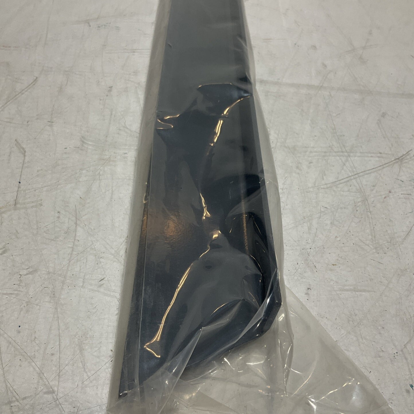 GENERAL  97942-176K447H01  BRACKET  B WEAR GUIDE U3S