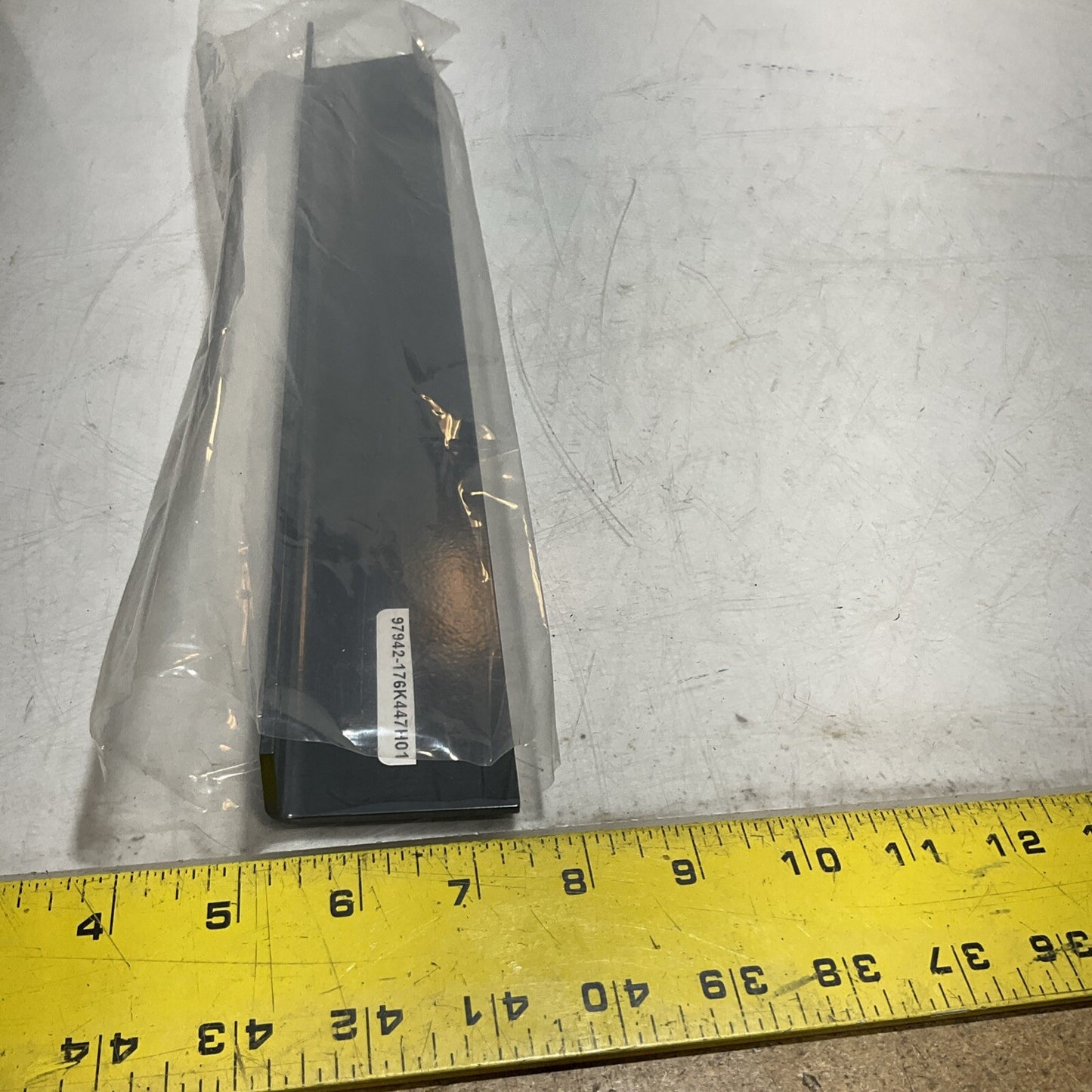 GENERAL  97942-176K447H01  BRACKET  B WEAR GUIDE U3S