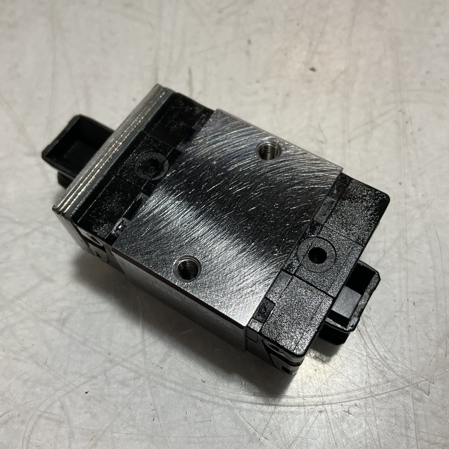 REXROTH R021M10692- R166611420 B.RUNNER BLOCK CS SEAL KIT U3S