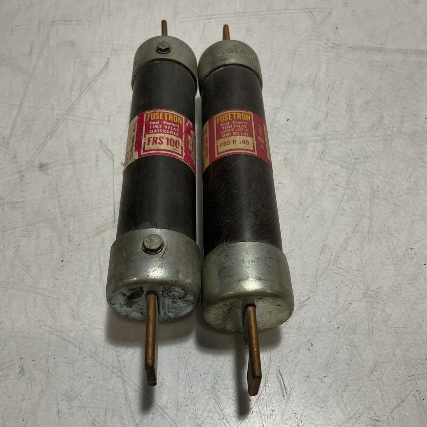 FUSETRON FRS-100 FRS-R-100 DUAL  ELEMENT  TIME DELAY 600V CLASS K5 FUSE QTY 2