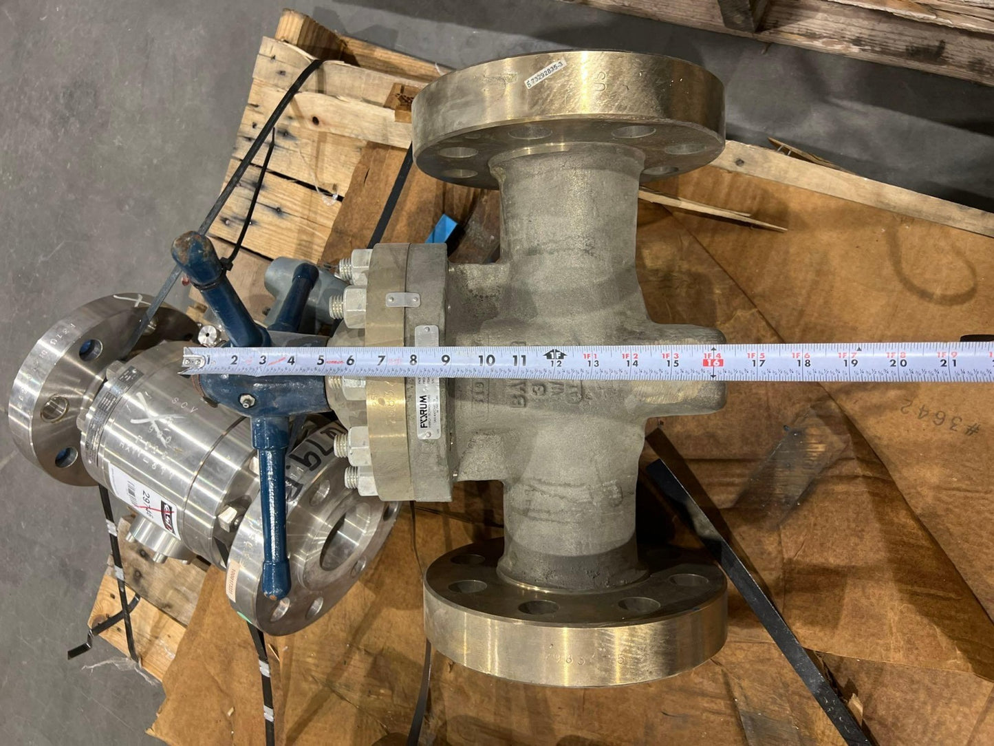 BAKER GROUP / FORUM GATE VALVE MODEL 937338HJ4 1500 LBS 3IN V2M