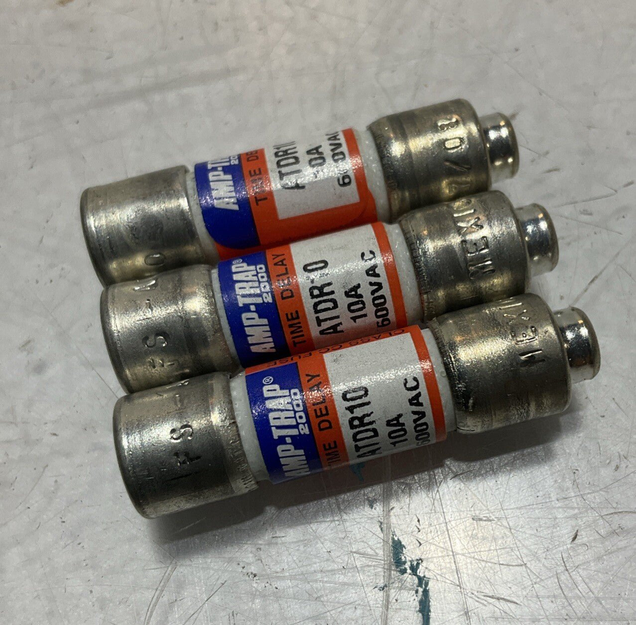 FERRAZ SHAWMUNT  ATDR10 AMP-TRAP FUSE 10MP 600V  LOT OF 3 U3S