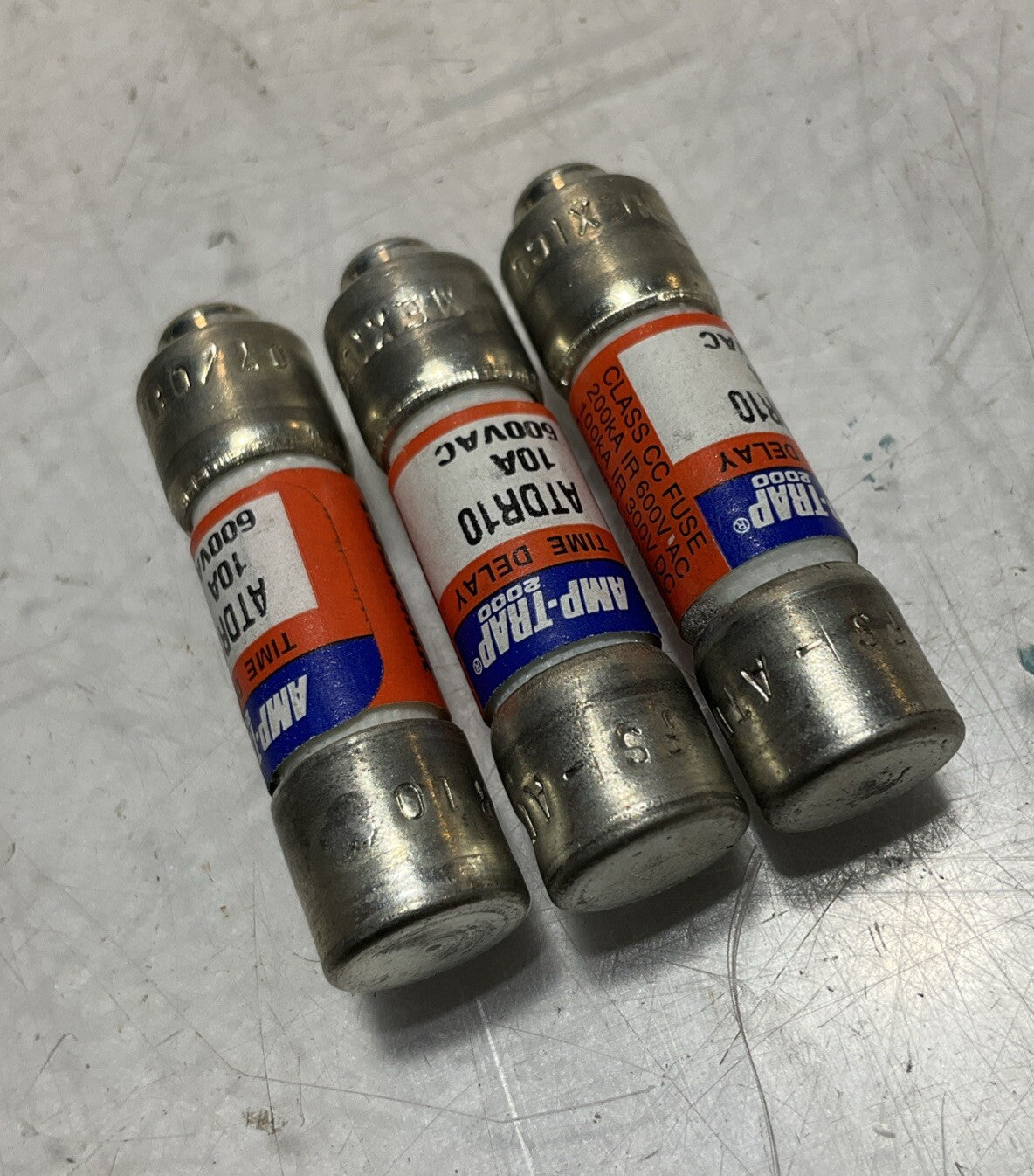 FERRAZ SHAWMUNT  ATDR10 AMP-TRAP FUSE 10MP 600V  LOT OF 3 U3S