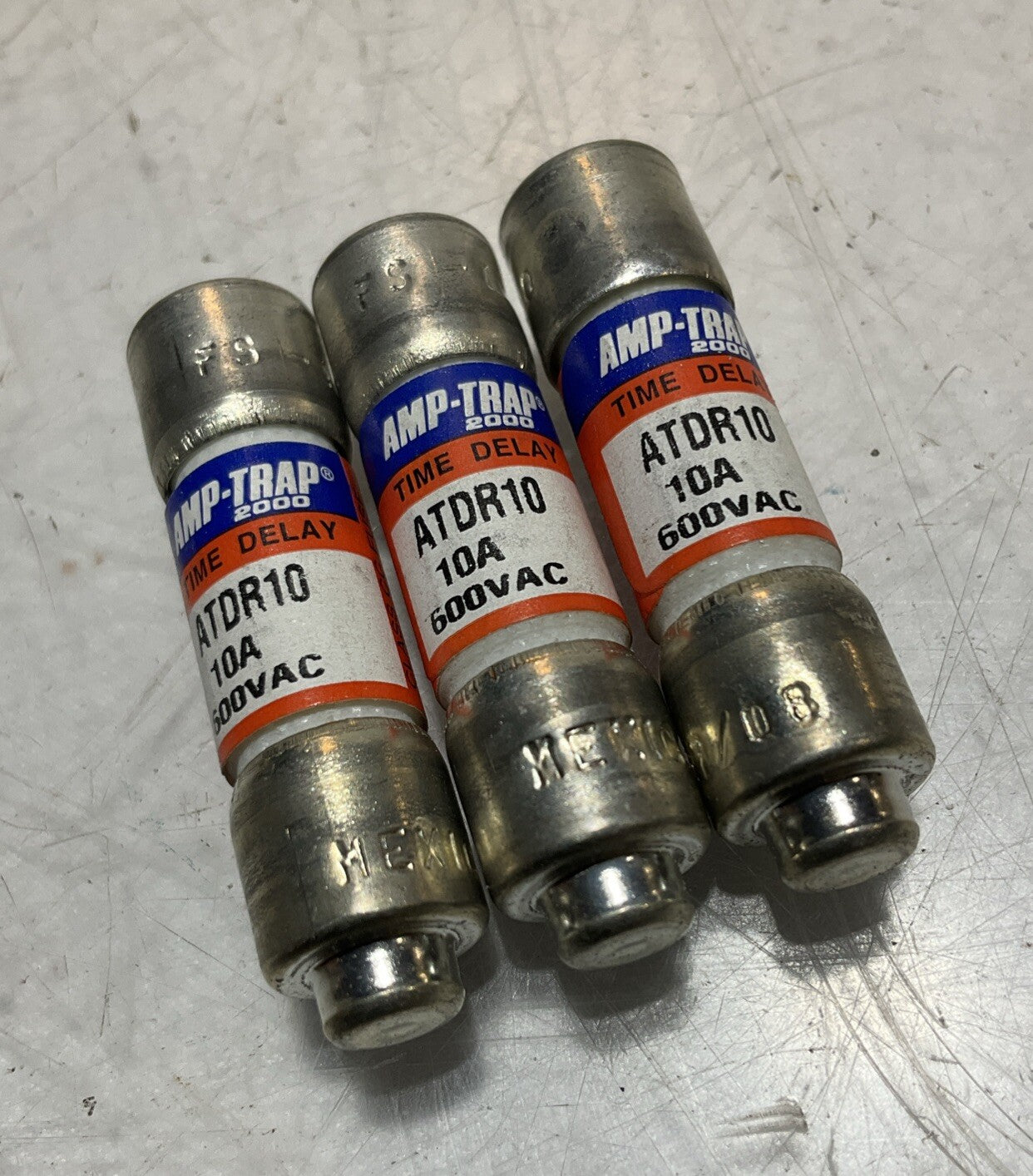 FERRAZ SHAWMUNT  ATDR10 AMP-TRAP FUSE 10MP 600V  LOT OF 3 U3S