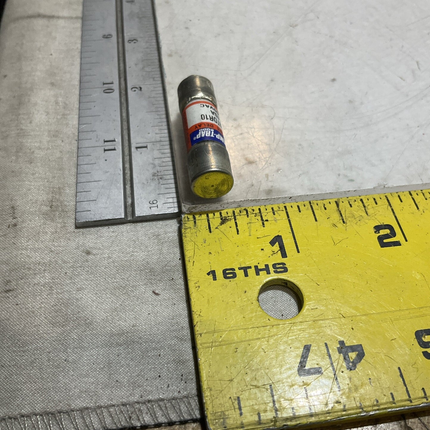 FERRAZ SHAWMUNT  ATDR10 AMP-TRAP FUSE 10MP 600V  LOT OF 3 U3S