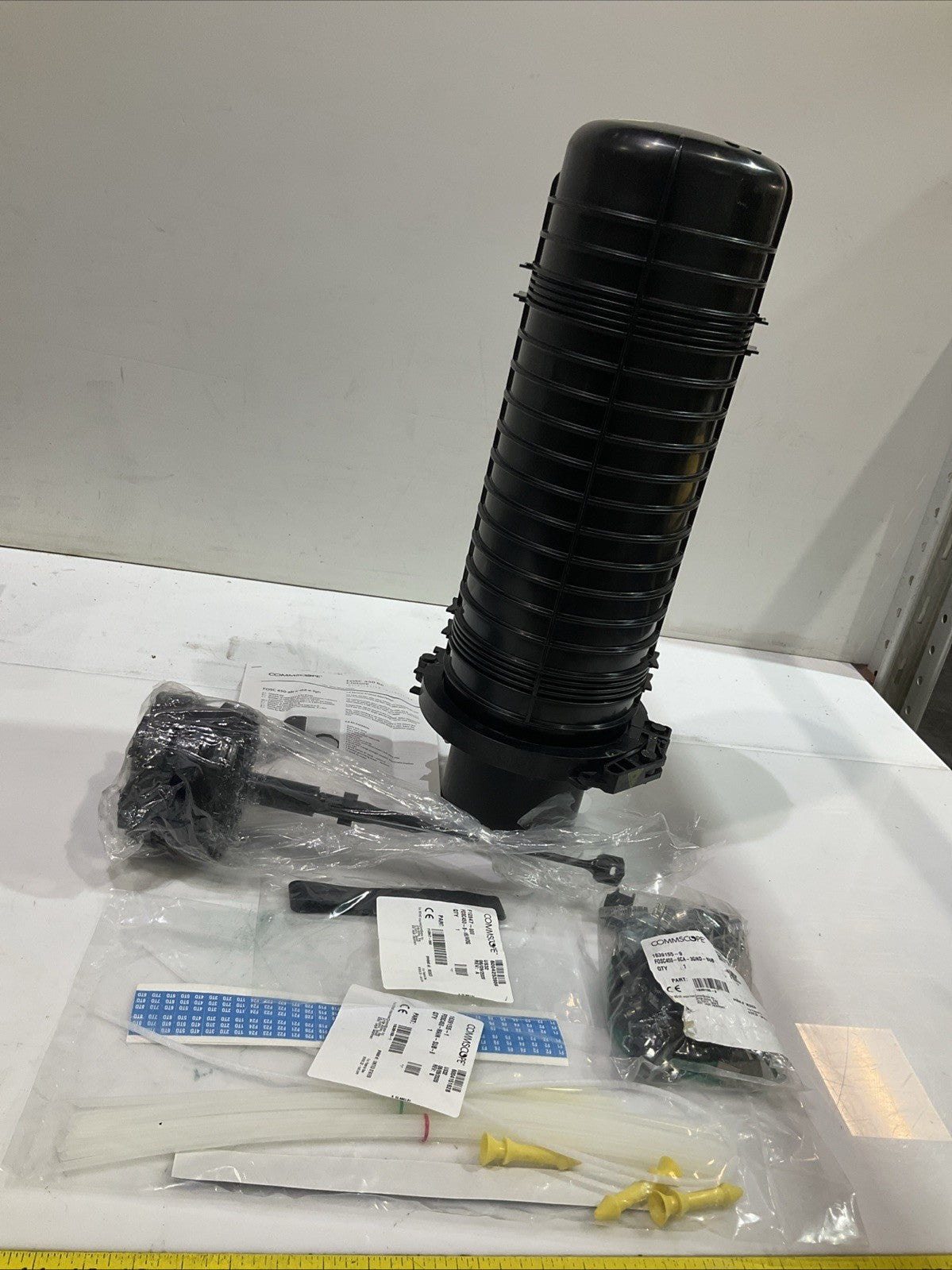 COMMSCOPE  058514-000 FIBER  OPTIC  SPICE  CLOSURE  FOCS  450-B6-6-NT-0-B3B  Y2M